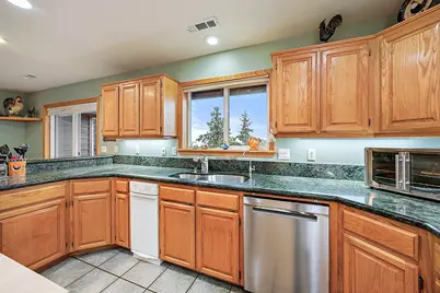 2070 Skyview Drive, Medford, OR 97501 - Photo 55