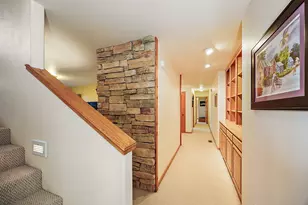 2070 Skyview Dr, Medford, OR 97501 - Photo 59