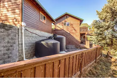 2070 Skyview Drive, Medford, OR 97501 - Photo 25