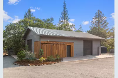 1988 Old Siskiyou Highway, Ashland, OR 97520 - Photo 45