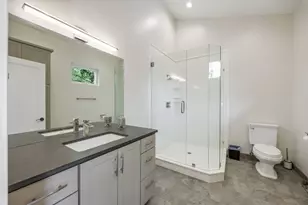 1988 Old Siskiyou Hwy, Ashland, OR 97520 - Photo 35