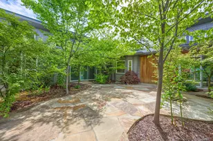 1988 Old Siskiyou Hwy, Ashland, OR 97520 - Photo 41