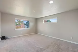 20376 SE Lois Way, Bend, OR 97702 - Photo 25