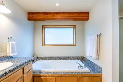 18616 Diamond Peak Drive, Crescent Lake, OR 97733 - Photo 21