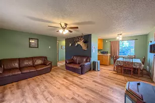 860 SE 6th St, Prineville, OR 97754 - Photo 5