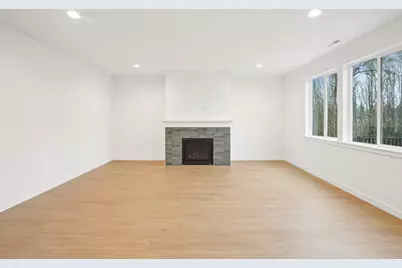 160 Valemont Drive #9, Eagle Point, OR 97524 - Photo 7