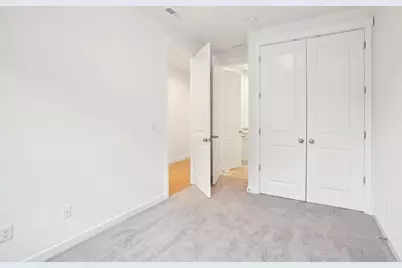 160 Valemont Drive #9, Eagle Point, OR 97524 - Photo 25