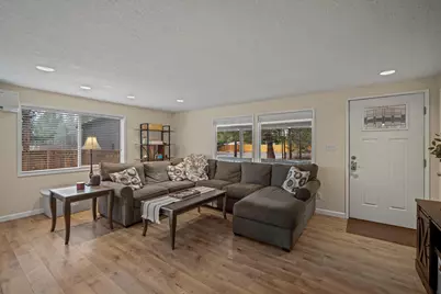 56078 Snow Goose Road, Bend, OR 97707 - Photo 9