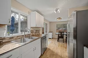 56078 Snow Goose Rd, Bend, OR 97707 - Photo 17