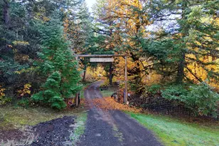 52 Dodes Creek Rd, Trail, OR 97541 - Photo 5