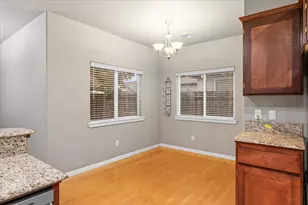 931 Highbury Dr, Medford, OR 97501 - Photo 13