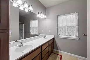 931 Highbury Dr, Medford, OR 97501 - Photo 21