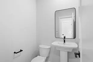 21548 SE Etna Pl, Bend, OR 97702 - Photo 13