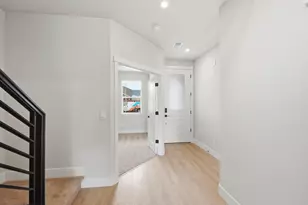 21548 SE Etna Pl, Bend, OR 97702 - Photo 3