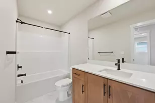 21548 SE Etna Pl, Bend, OR 97702 - Photo 27