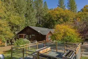 4027 Azalea Dr, Grants Pass, OR 97526 - Photo 45