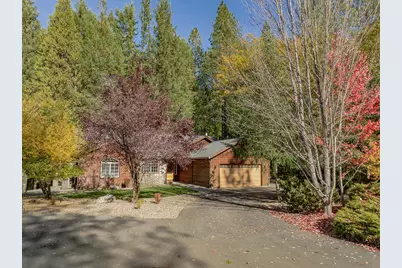 4027 Azalea Drive, Grants Pass, OR 97526 - Photo 3