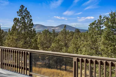 5203 NW Greenwood Avenue, Redmond, OR 97756 - Photo 33