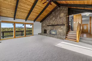 5203 NW Greenwood Ave, Redmond, OR 97756 - Photo 3