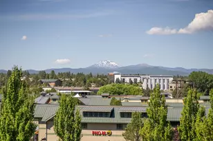 291 SW Bluff Dr, Bend, OR 97702 - Photo 23