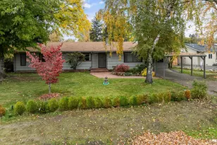 1294 Corona Ave, Medford, OR 97504 - Photo 1