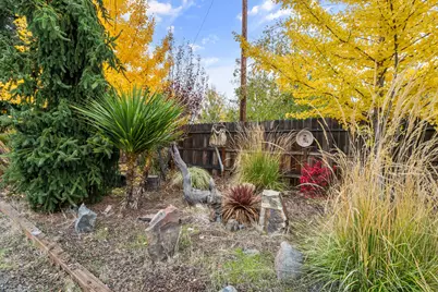 1294 Corona Avenue, Medford, OR 97504 - Photo 33