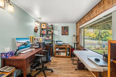 1294 Corona Avenue, Medford, OR 97504 - Photo 15