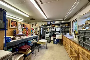 1294 Corona Ave, Medford, OR 97504 - Photo 39