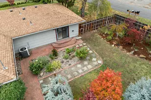 1294 Corona Ave, Medford, OR 97504 - Photo 31