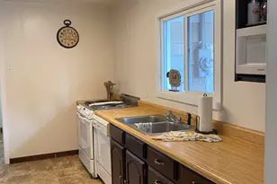 1826 Homedale Rd, Klamath Falls, OR 97603 - Photo 13