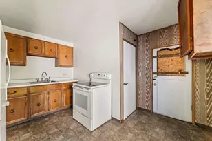 136 Hathaway Dr, Kerby, OR 97531 - Photo 7