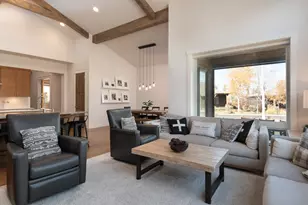 61358 Kindle Rock Loop, Bend, OR 97702 - Photo 7