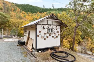 3116 Wards Creek Rd, Rogue River, OR 97537 - Photo 31