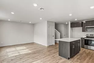 2633 Steadman Ave, Medford, OR 97501 - Photo 5