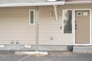 2610 SW 23rd St, Redmond, OR 97756 - Photo 3