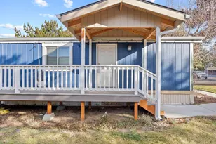 61445 SE 27th St, Bend, OR 97702 - Photo 11