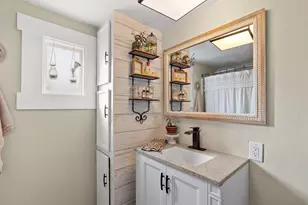 61445 SE 27th St, Bend, OR 97702 - Photo 9