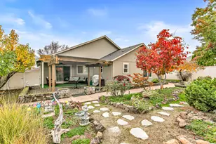 1023 Highlands Dr, Eagle Point, OR 97524 - Photo 27