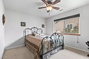 1023 Highlands Dr, Eagle Point, OR 97524 - Photo 21