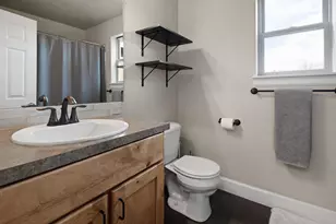 63131 NE De Haviland St, Bend, OR 97701 - Photo 19