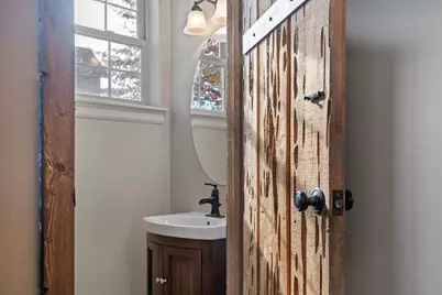 63131 NE De Haviland Street, Bend, OR 97701 - Photo 9