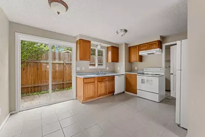 1215 W Main Street #C,F,G,H,J, Medford, OR 97501 - Photo 17