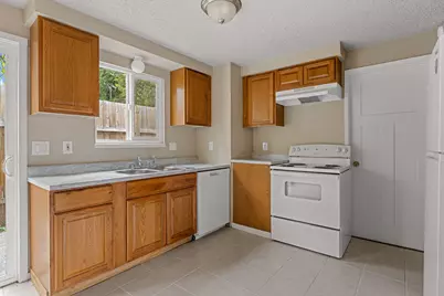 1215 W Main Street #C,F,G,H,J, Medford, OR 97501 - Photo 19