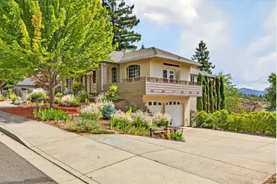 4604 Cloudcrest Drive, Medford, OR 97504 - Photo 3