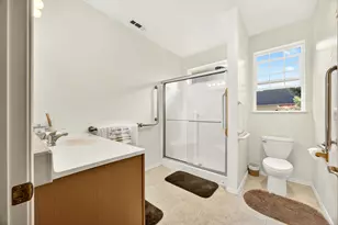 4604 Cloudcrest Dr, Medford, OR 97504 - Photo 89