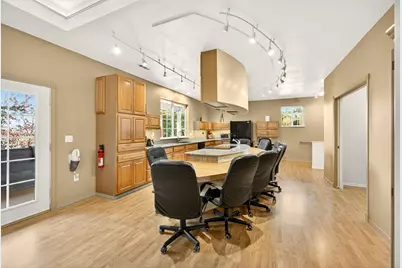 4604 Cloudcrest Drive, Medford, OR 97504 - Photo 23