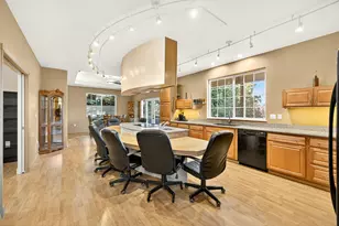 4604 Cloudcrest Dr, Medford, OR 97504 - Photo 25