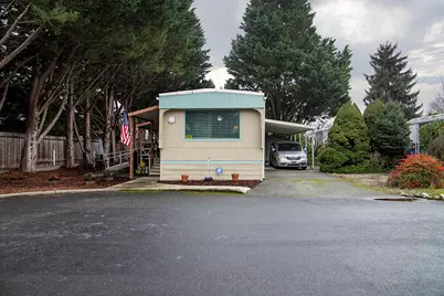 127 Brentwood Drive, Grants Pass, OR 97526 - Photo 3