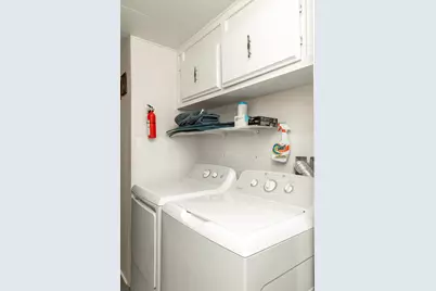 127 Brentwood Drive, Grants Pass, OR 97526 - Photo 13