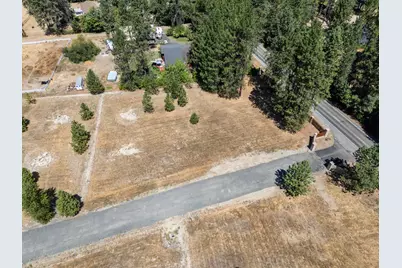 250 Deruyte Way, Rogue River, OR 97537 - Photo 1